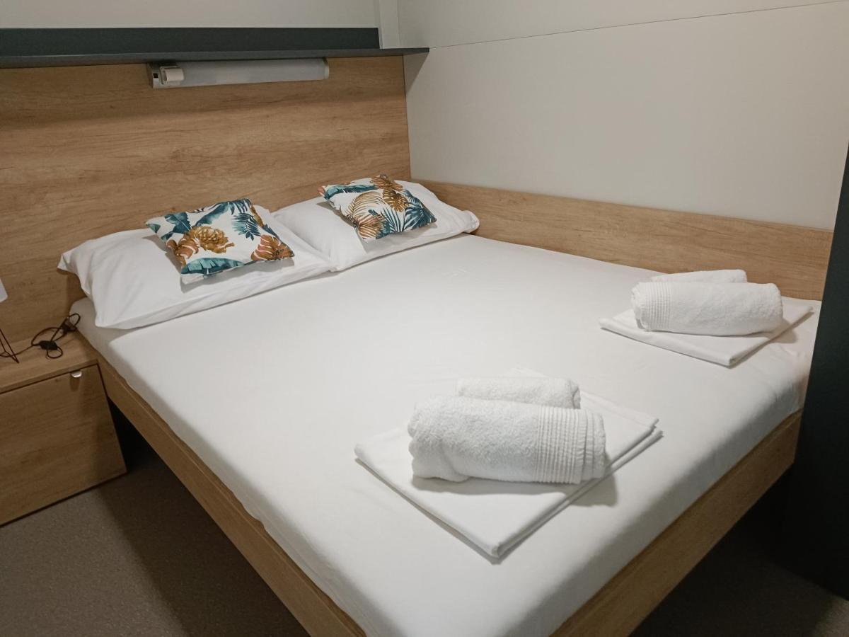 Sak Mobile Home Privlaka Привлака Екстер'єр фото